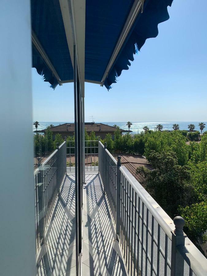 Appartamento Attico Sul Mare Fermo Esterno foto